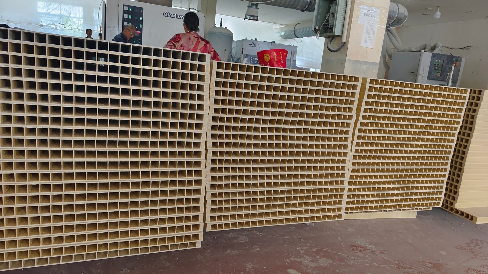 Wholesale high quality WPC doors for house from wpcdoorsupplier.com